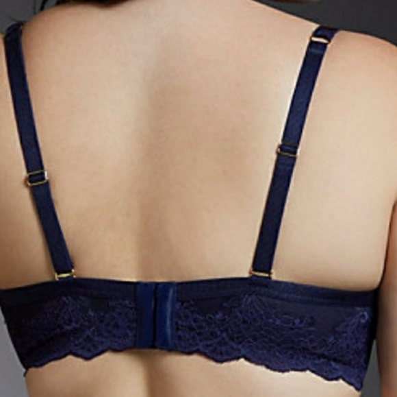 Lace Push-up Plunge Bra - Picture 2 of 5